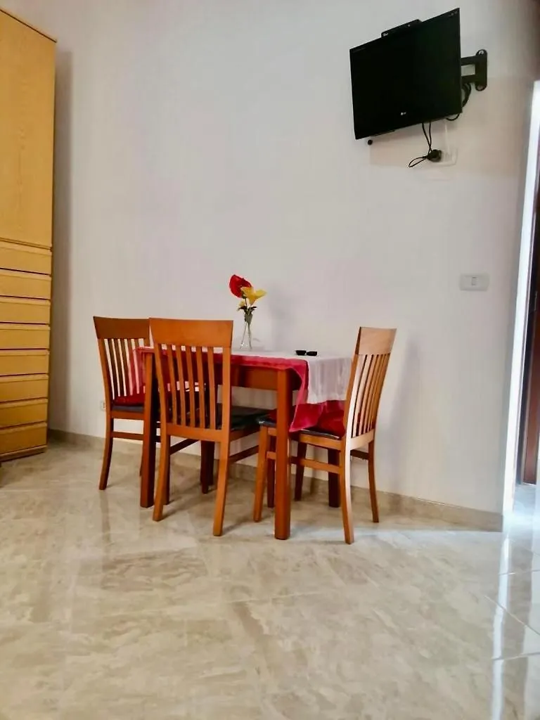 Monolocale San Giovanni Rome Apartment
